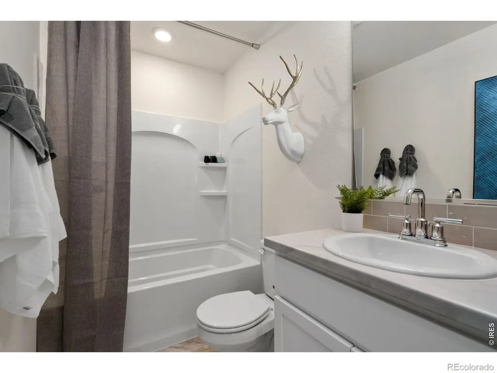 4004 Rhoadarmer Way Evans CO 80620