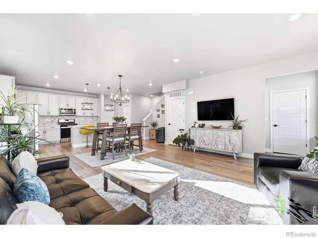 8453 Gladiola Court Arvada CO 80005