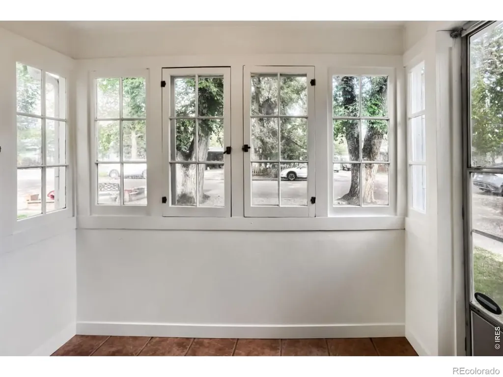 1041 Pratt Street Longmont CO 80501