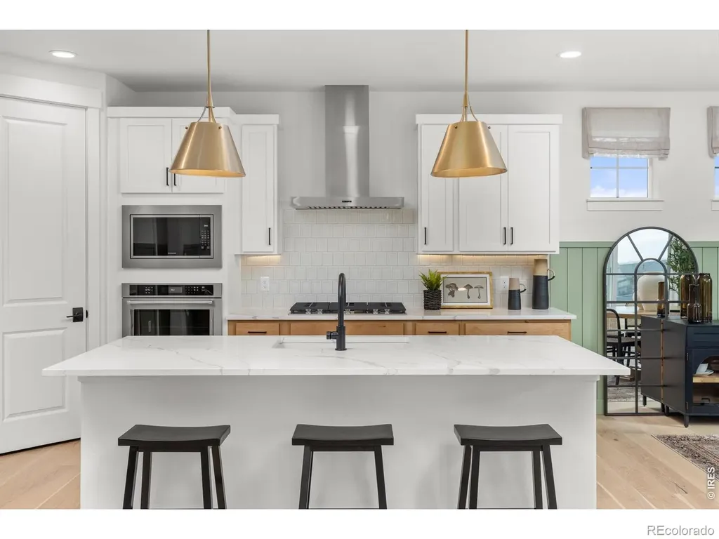 12736 Bend Court Longmont CO 80504