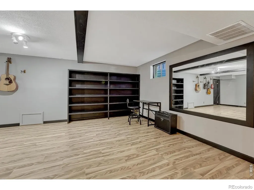 7909 S Poplar Way Centennial CO 80112