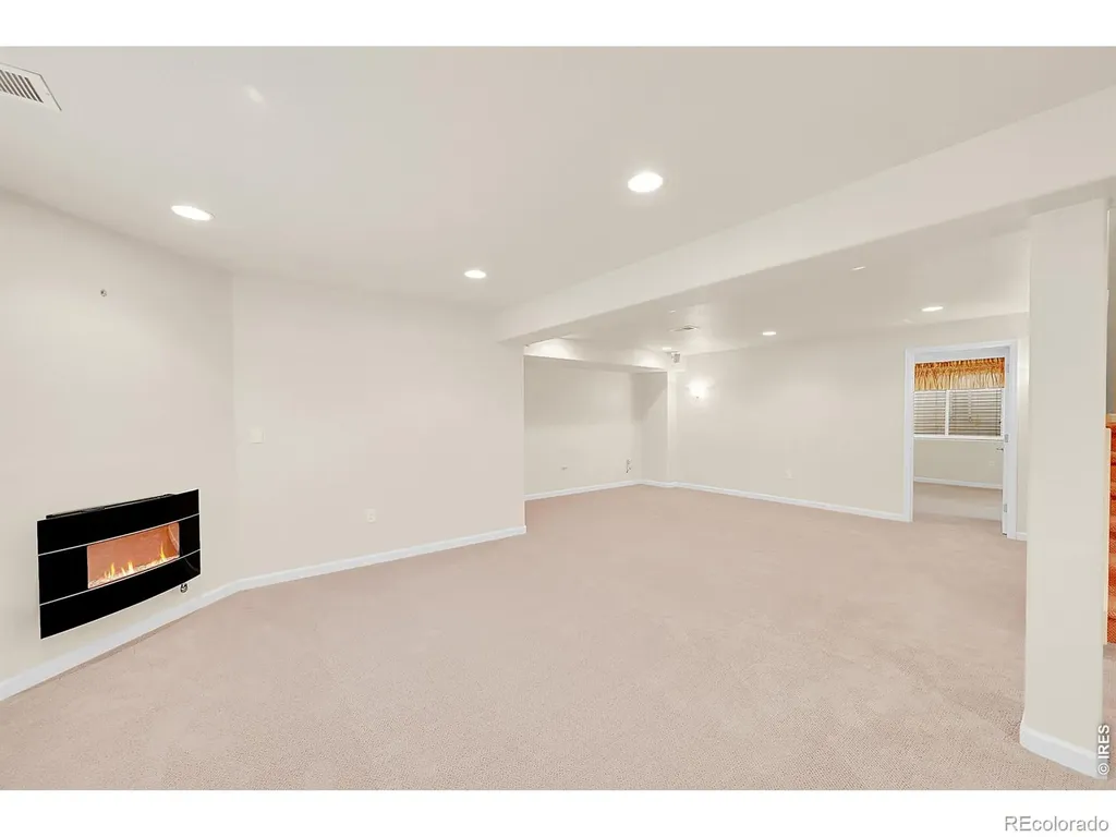 3729 Doral Drive Longmont CO 80503