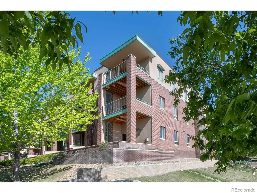 1053 W Century Drive Louisville CO 80027