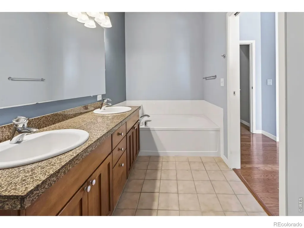 1053 W Century Drive Louisville CO 80027