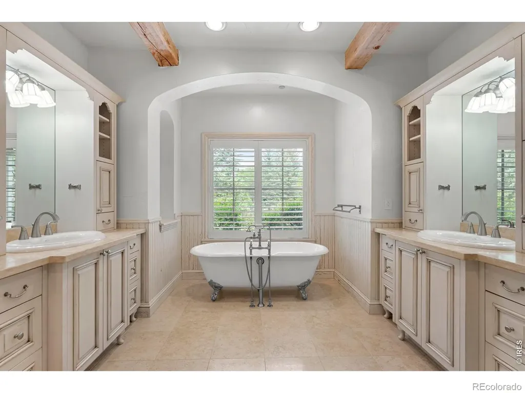 8745 Portico Lane Longmont CO 80503