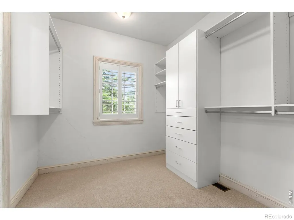 8745 Portico Lane Longmont CO 80503