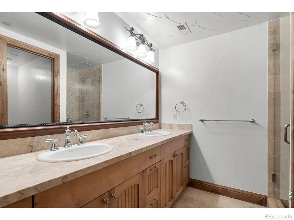 8745 Portico Lane Longmont CO 80503