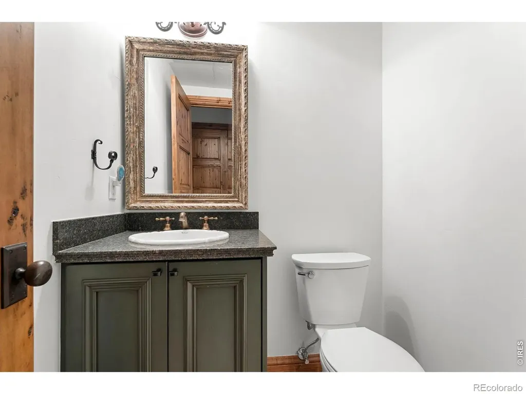 8745 Portico Lane Longmont CO 80503