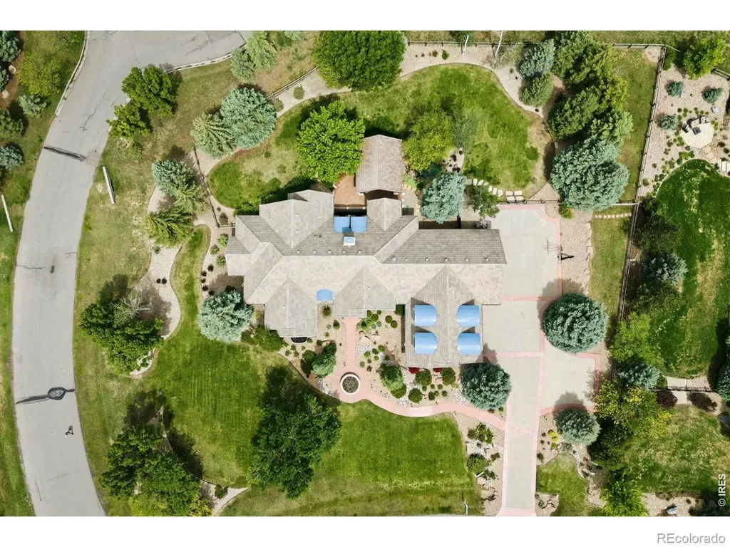 8745 Portico Lane Longmont CO 80503