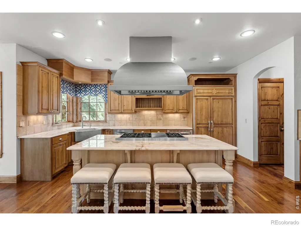 8745 Portico Lane Longmont CO 80503