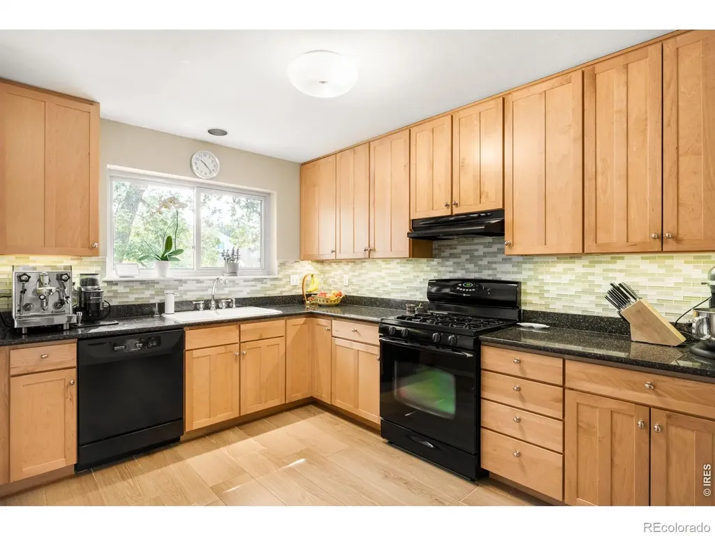 77 Genesee Court Boulder CO 80303