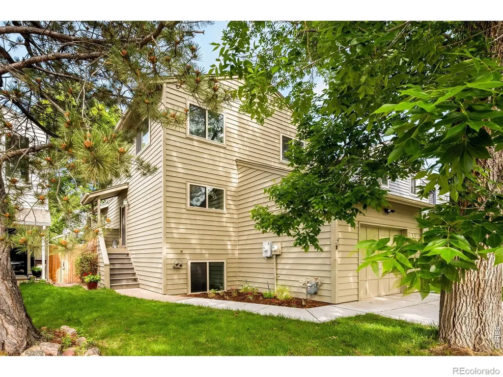 77 Genesee Court Boulder CO 80303