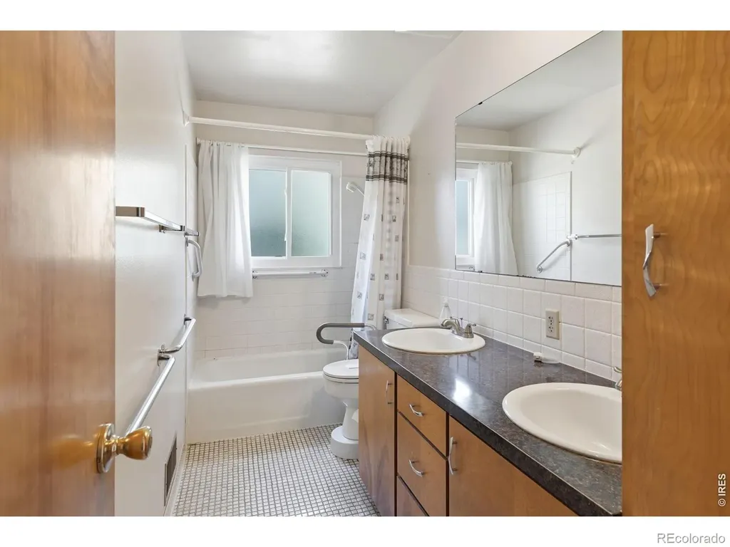 1041 Montview Road Fort Collins CO 80521