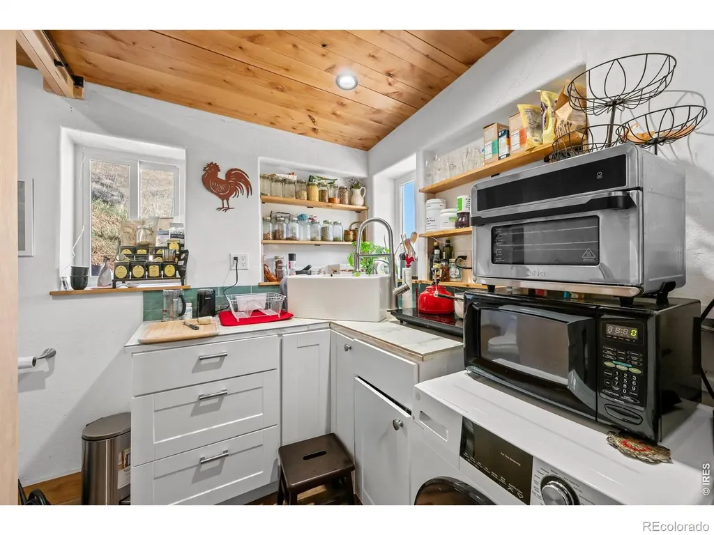 865 N Cedar Brook Road Boulder CO 80304