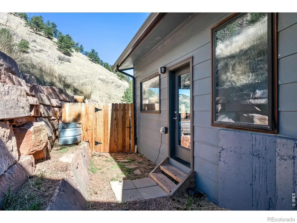 865 N Cedar Brook Road Boulder CO 80304