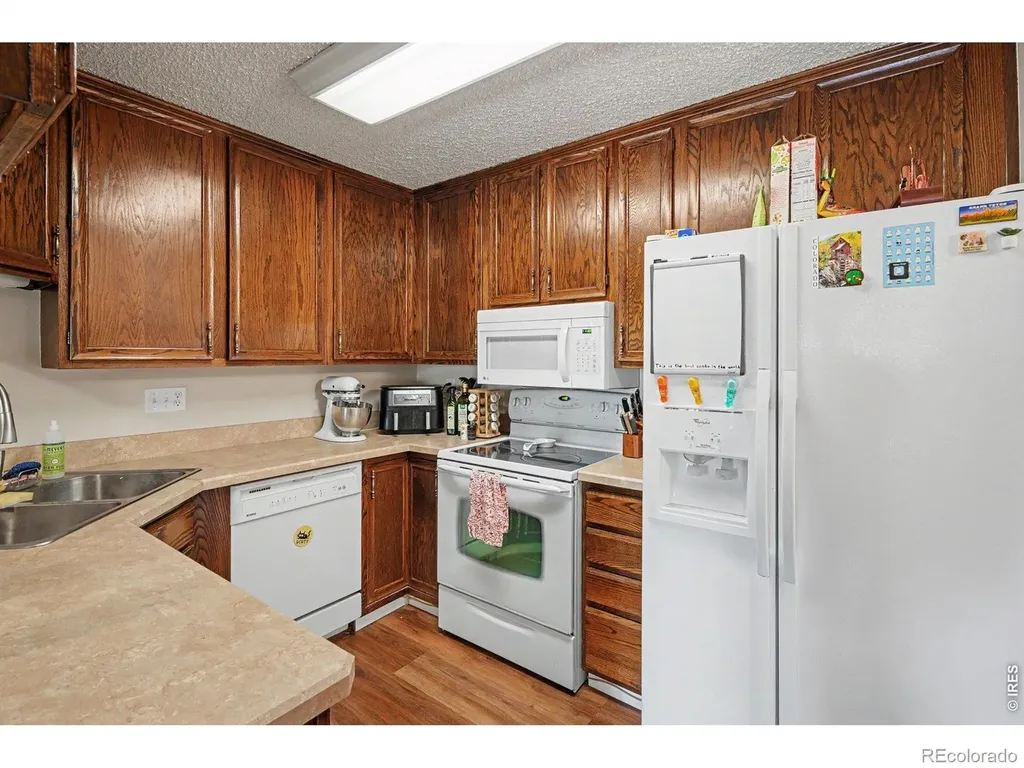 3460 S Poplar Street S Denver CO 80224