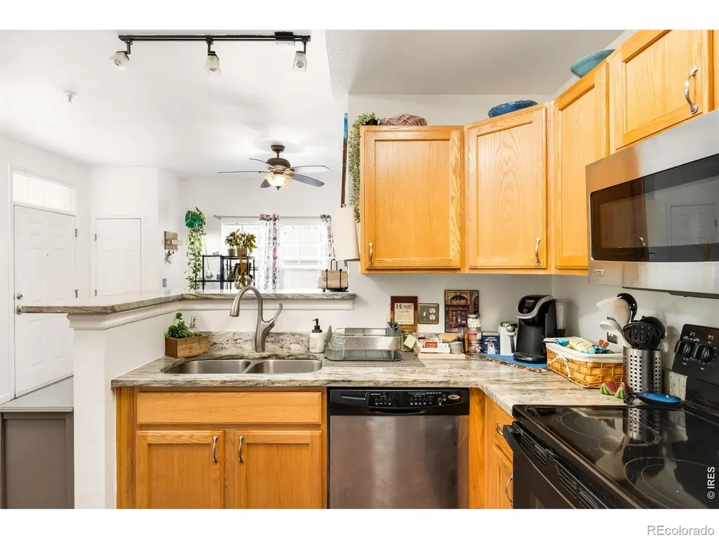 4973 S Dillon Street Aurora CO 80015