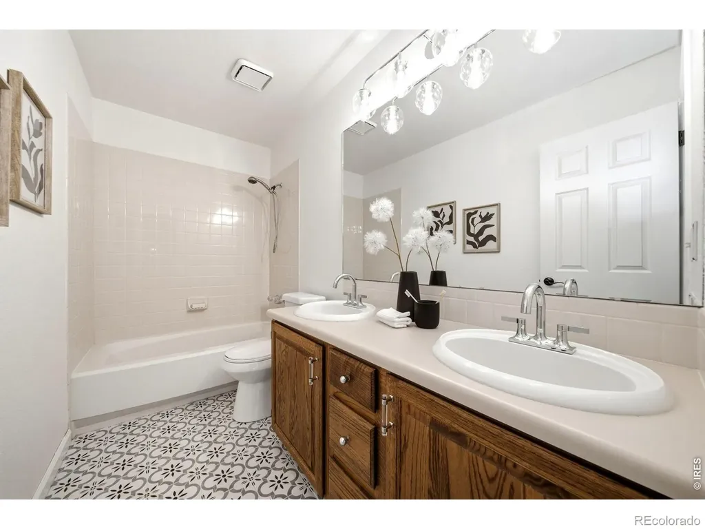 1230 Live Oak Court Fort Collins CO 80525
