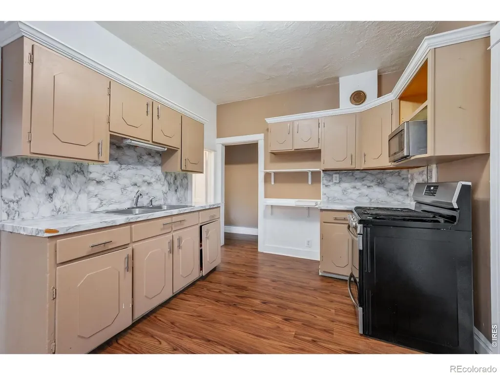 424 W 5th Street Loveland CO 80537