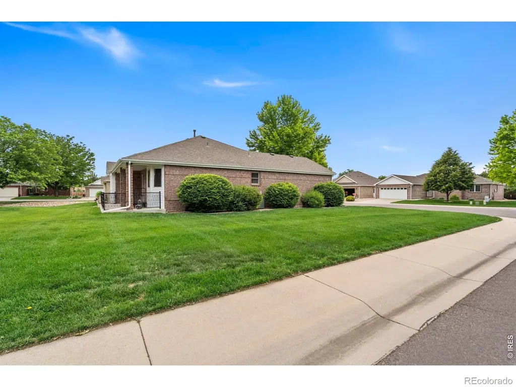 532 Trailwood Circle Windsor CO 80550