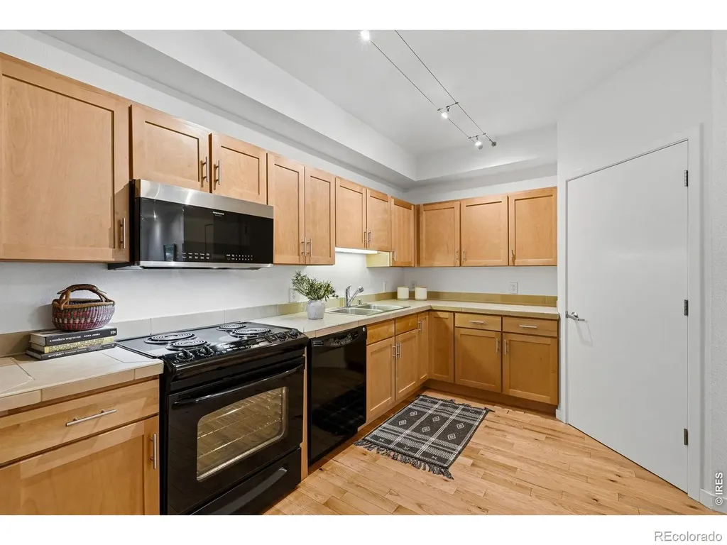 2810 E College Avenue Boulder CO 80303
