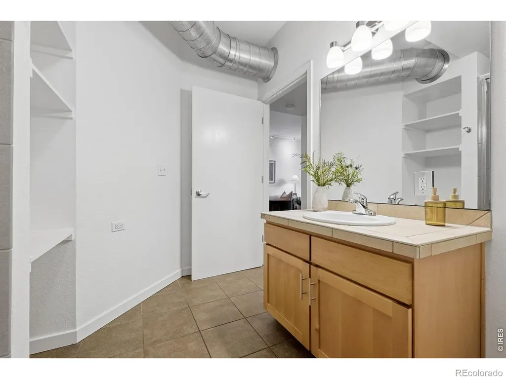 2810 E College Avenue Boulder CO 80303