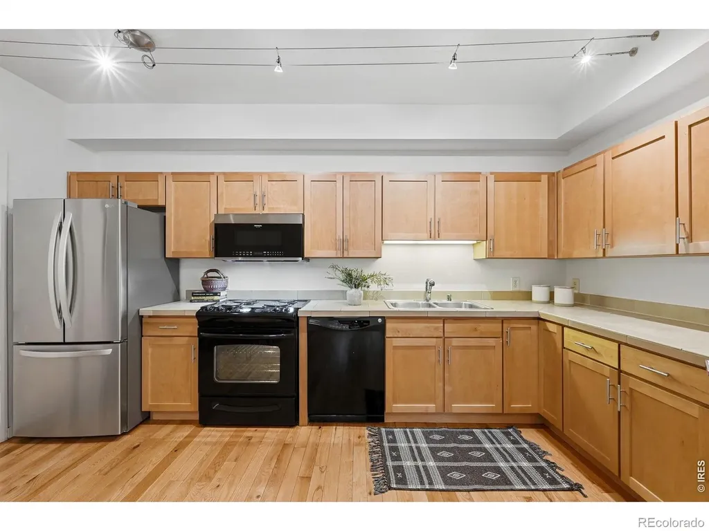 2810 E College Avenue Boulder CO 80303