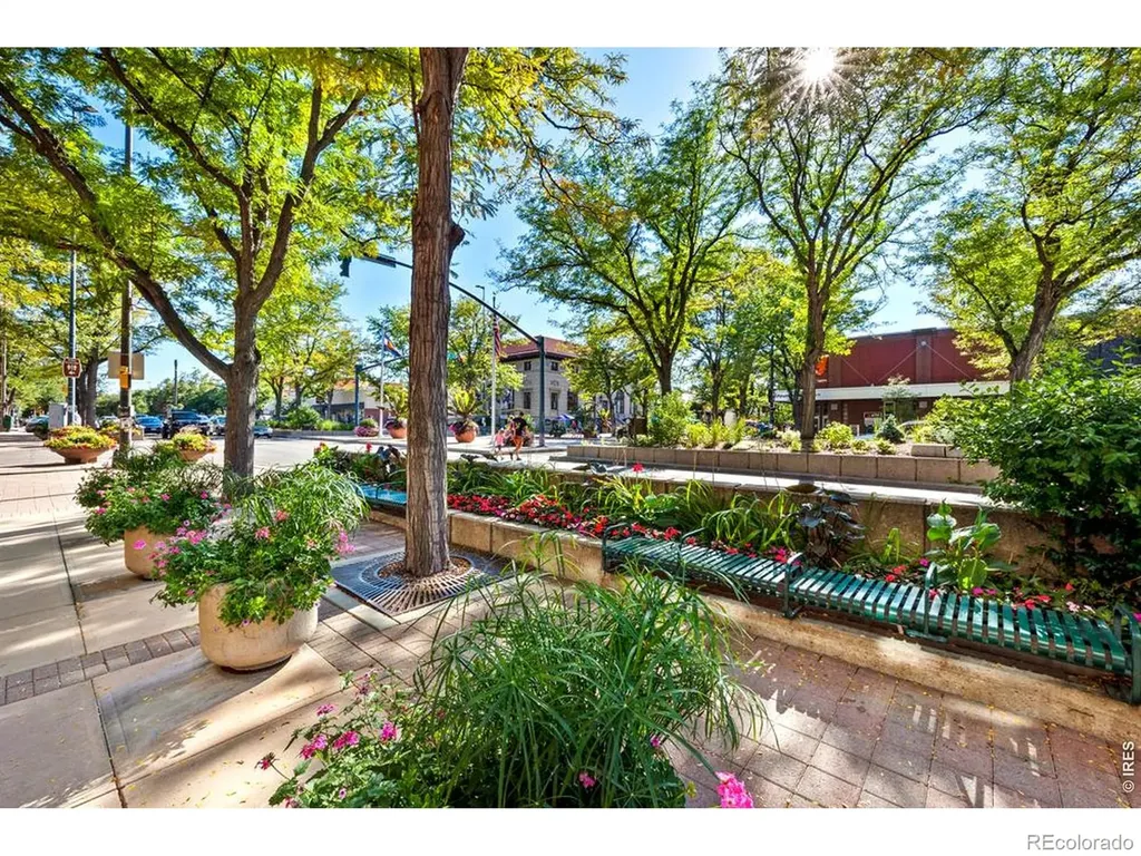 422 Hillsboro Court N Fort Collins CO 80525