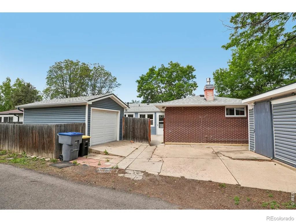 1208 Vivian Street Longmont CO 80501