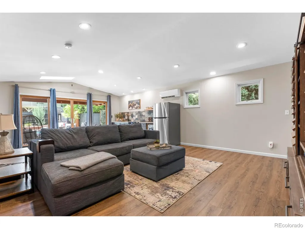 1331 Bellaire Street Broomfield CO 80020