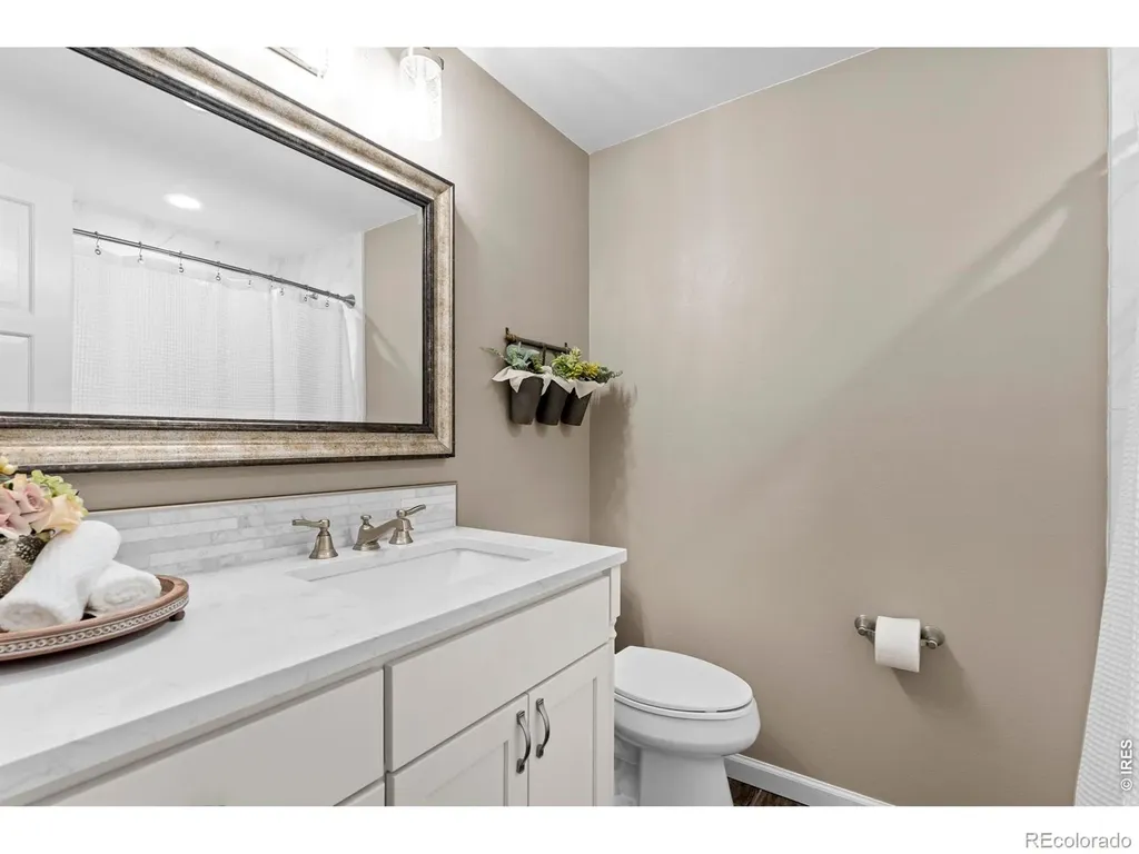 1331 Bellaire Street Broomfield CO 80020