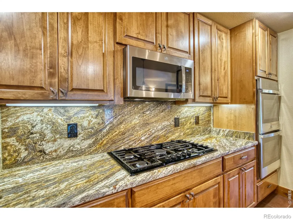 57 Falls Creek Drive Bellvue CO 80512