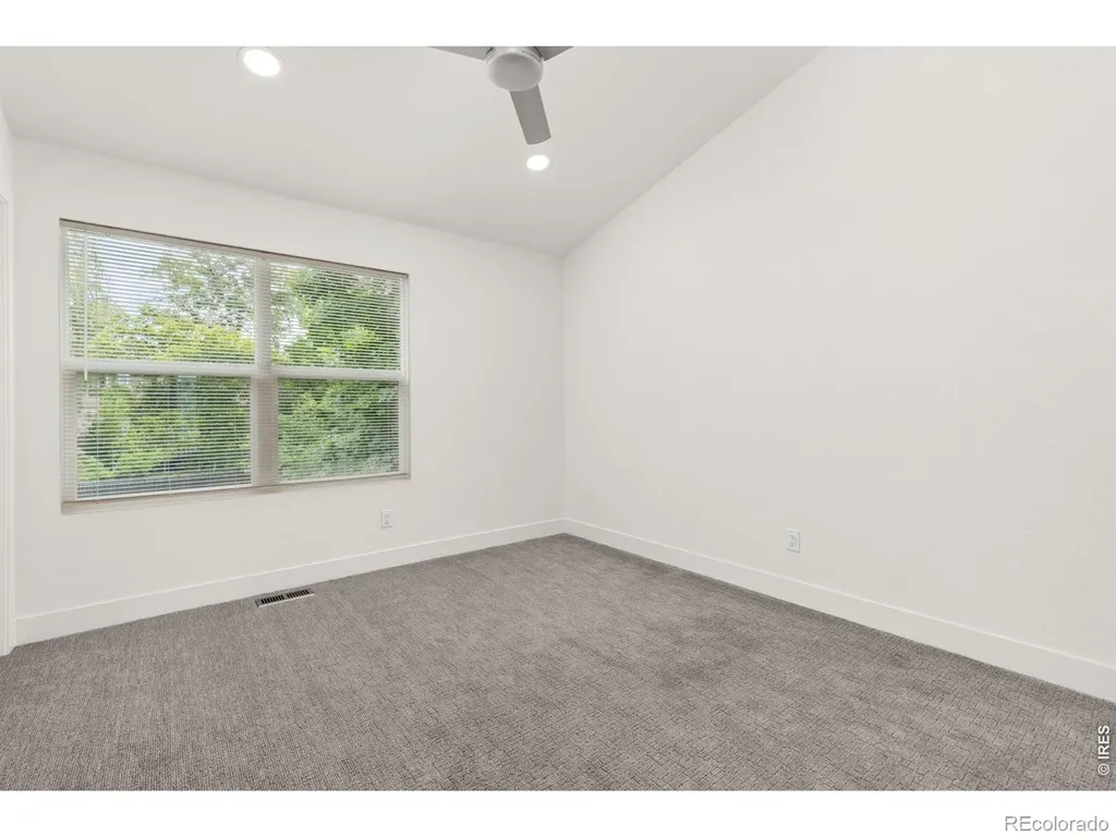 712 Cameron Lane Longmont CO 80504