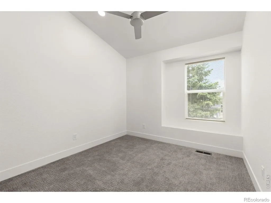 712 Cameron Lane Longmont CO 80504