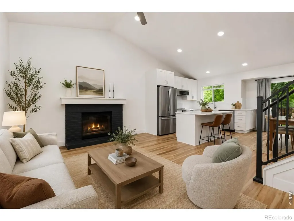 712 Cameron Lane Longmont CO 80504