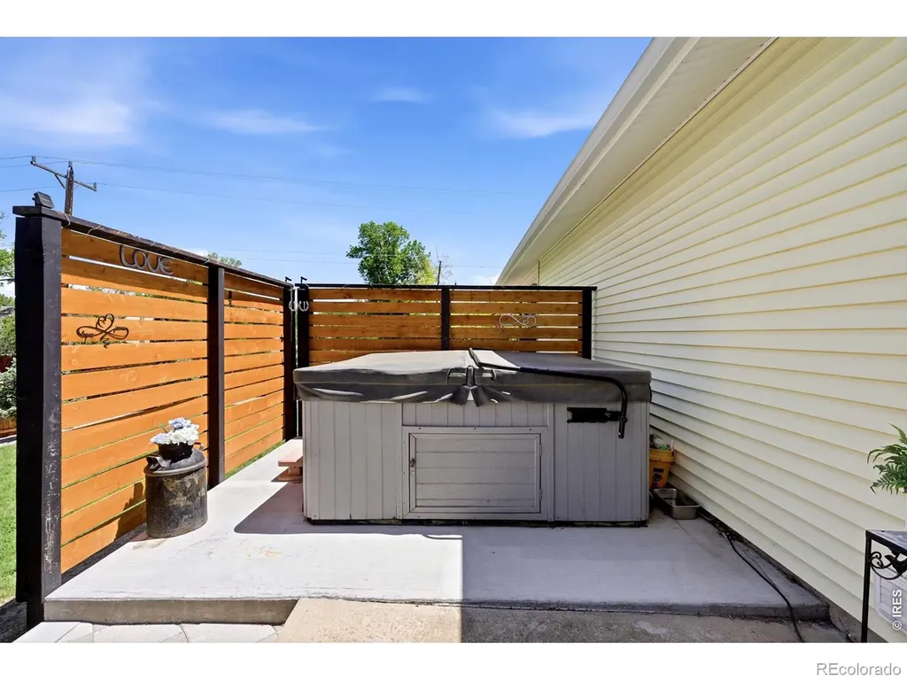 1281 E 21st Court Loveland CO 80538