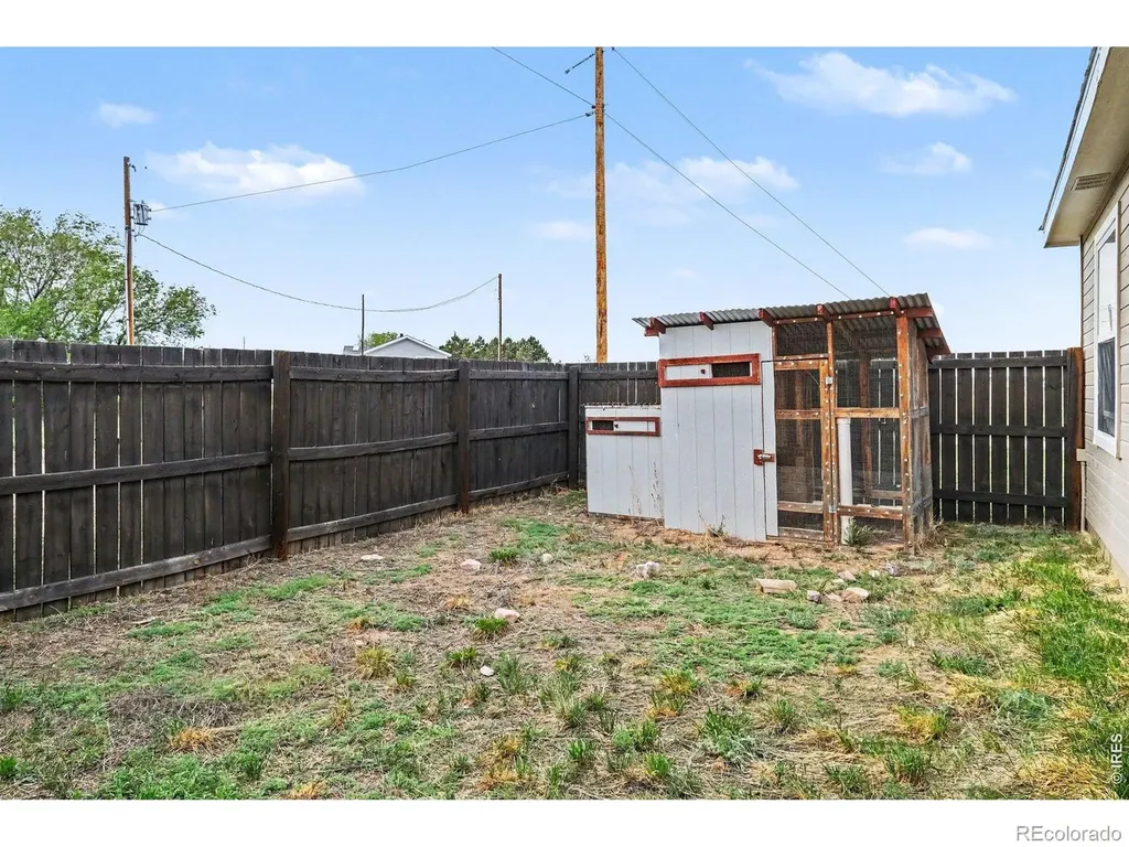 9548 Mcguire Avenue Carr CO 80612