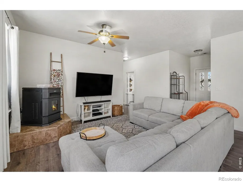 9548 Mcguire Avenue Carr CO 80612