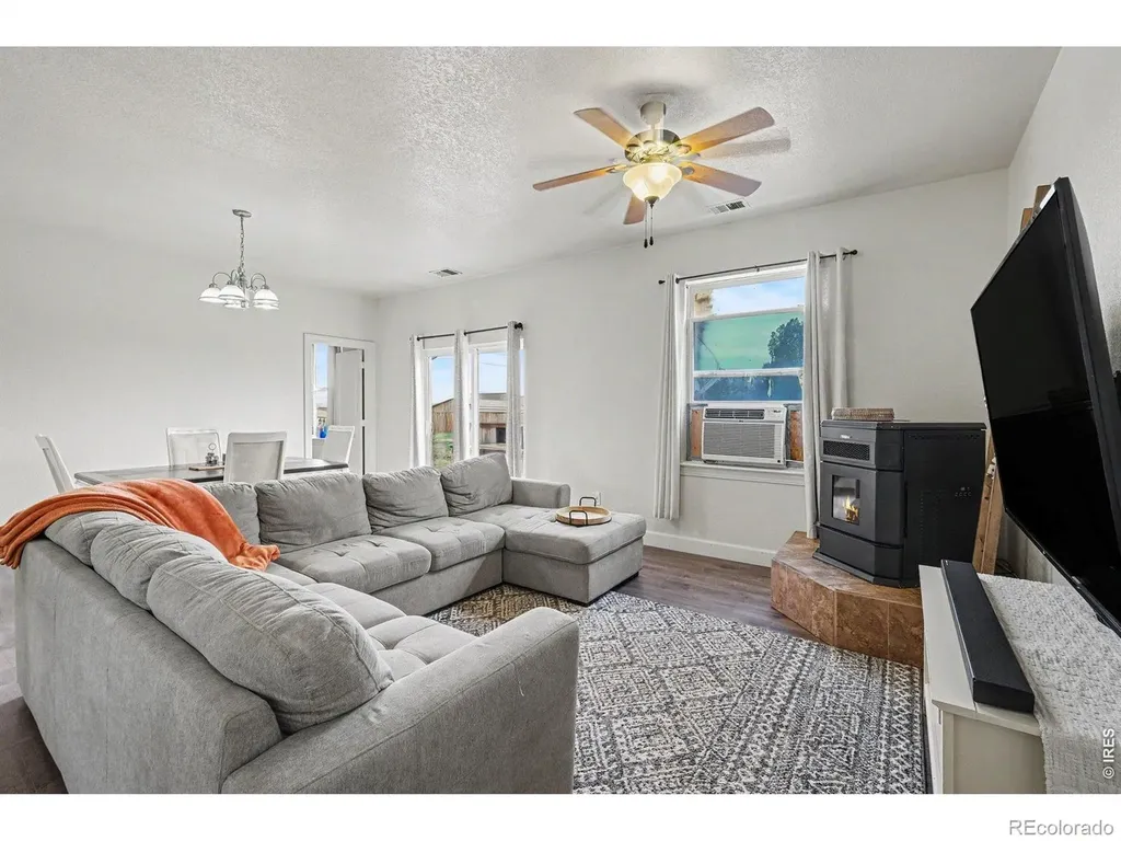 9548 Mcguire Avenue Carr CO 80612
