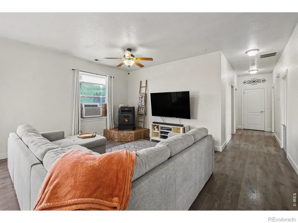 9548 Mcguire Avenue Carr CO 80612