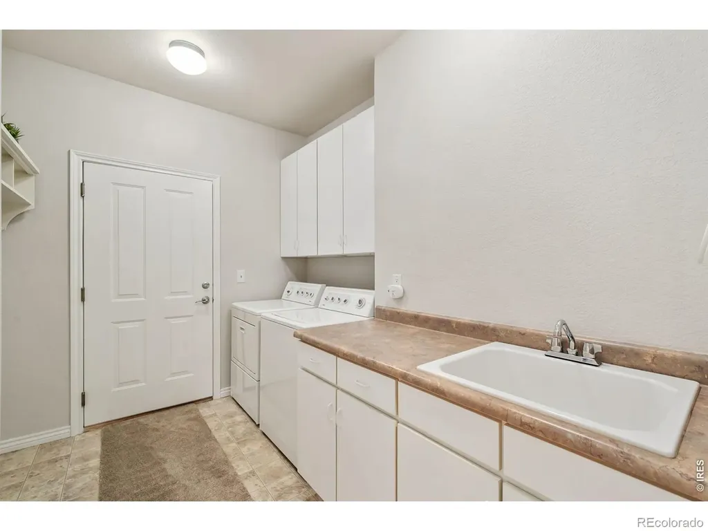 836 Windflower Drive Longmont CO 80504