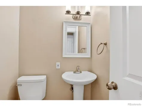 221 Chestnut Street Windsor CO 80550