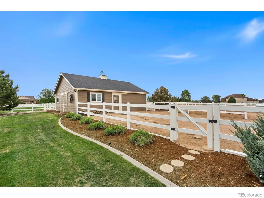 912 Clydesdale Lane Windsor CO 80550