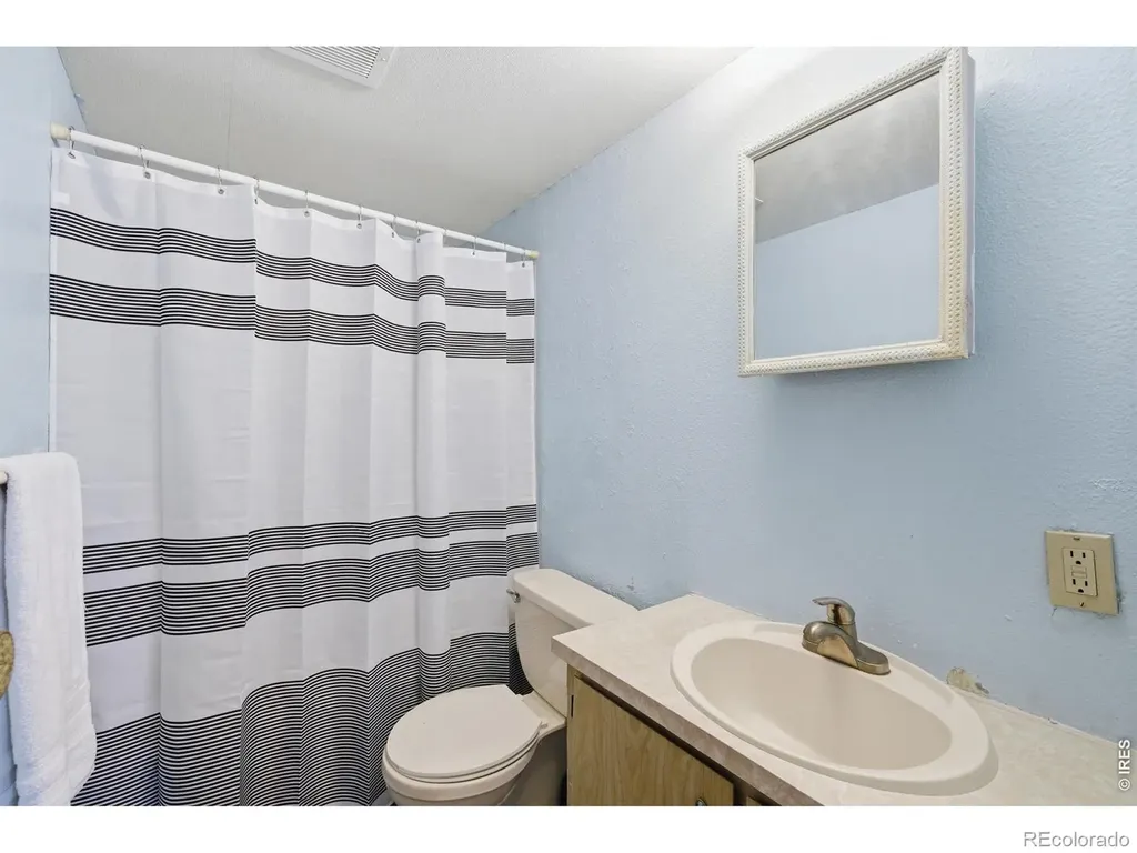 4603 Yellowstone Drive Greeley CO 80634