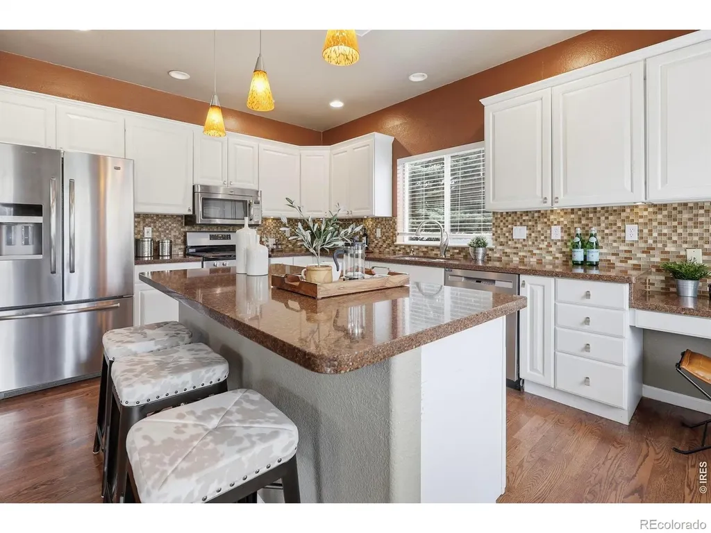 2302 Barn Swallow Drive Longmont CO 80504