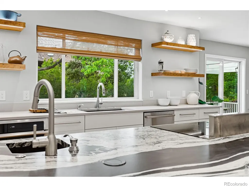 4557 Apple Way Boulder CO 80301