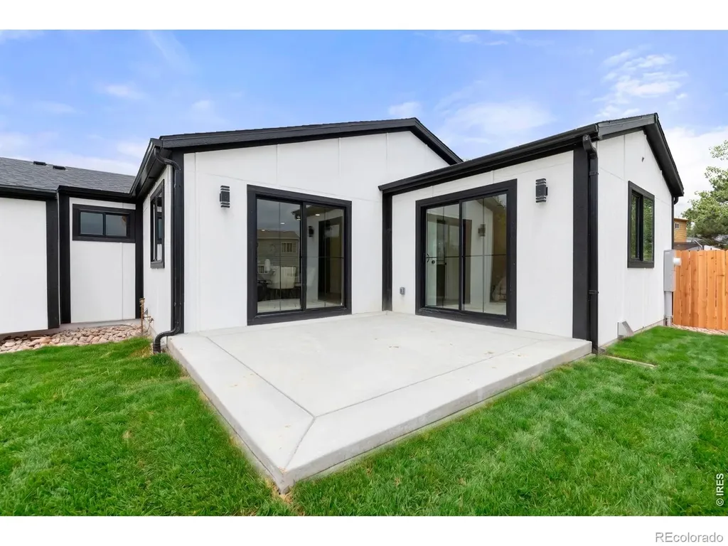 10702 Moore Way Broomfield CO 80021