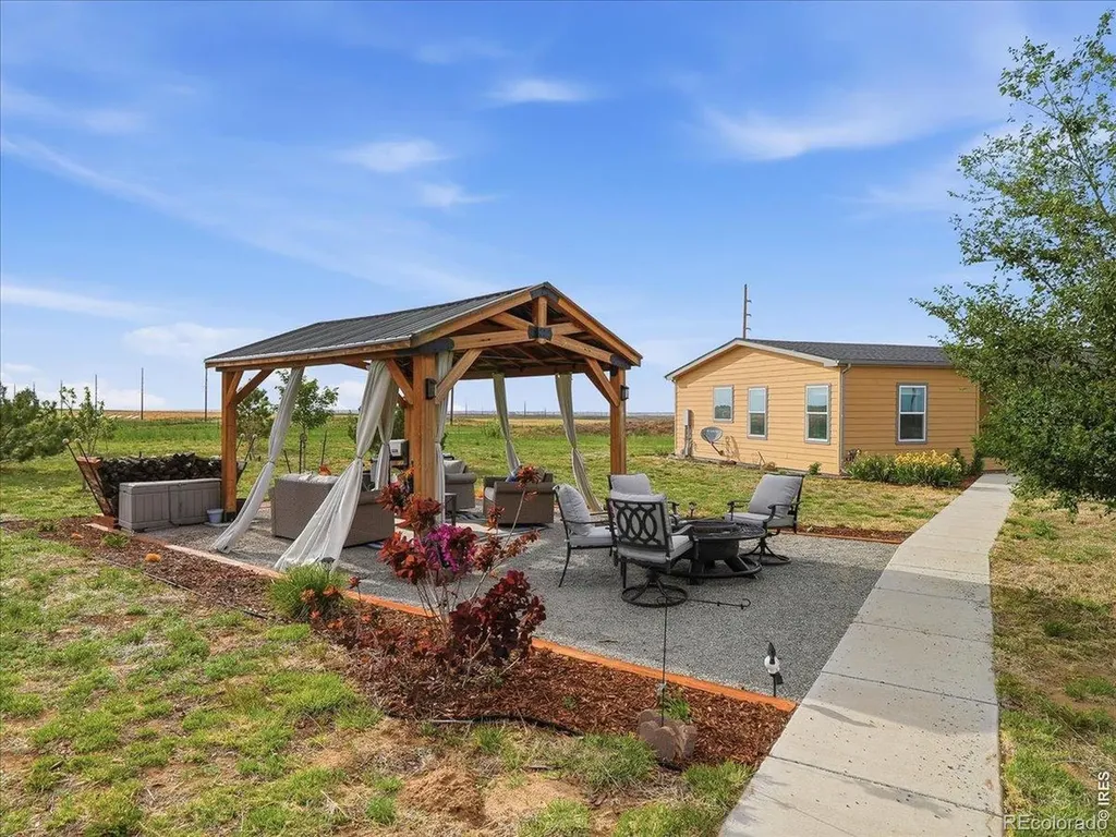 9965 County Road 57 Keenesburg CO 80643