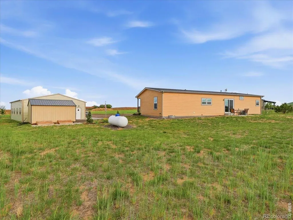 9965 County Road 57 Keenesburg CO 80643