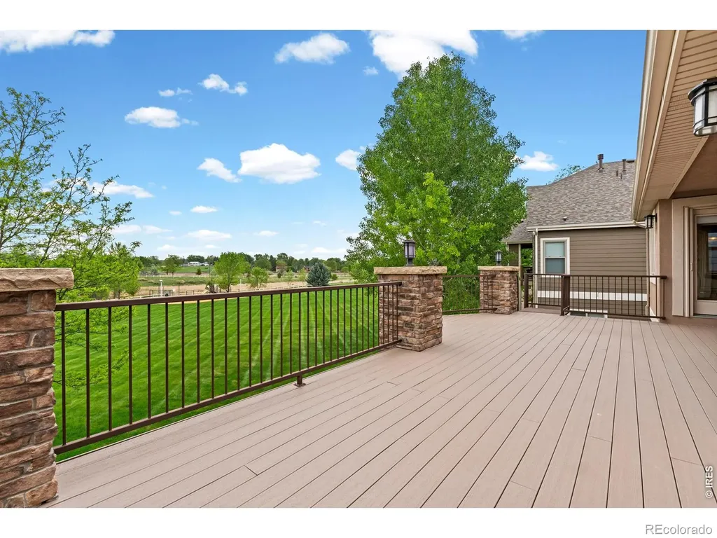945 Crabapple Drive Loveland CO 80538